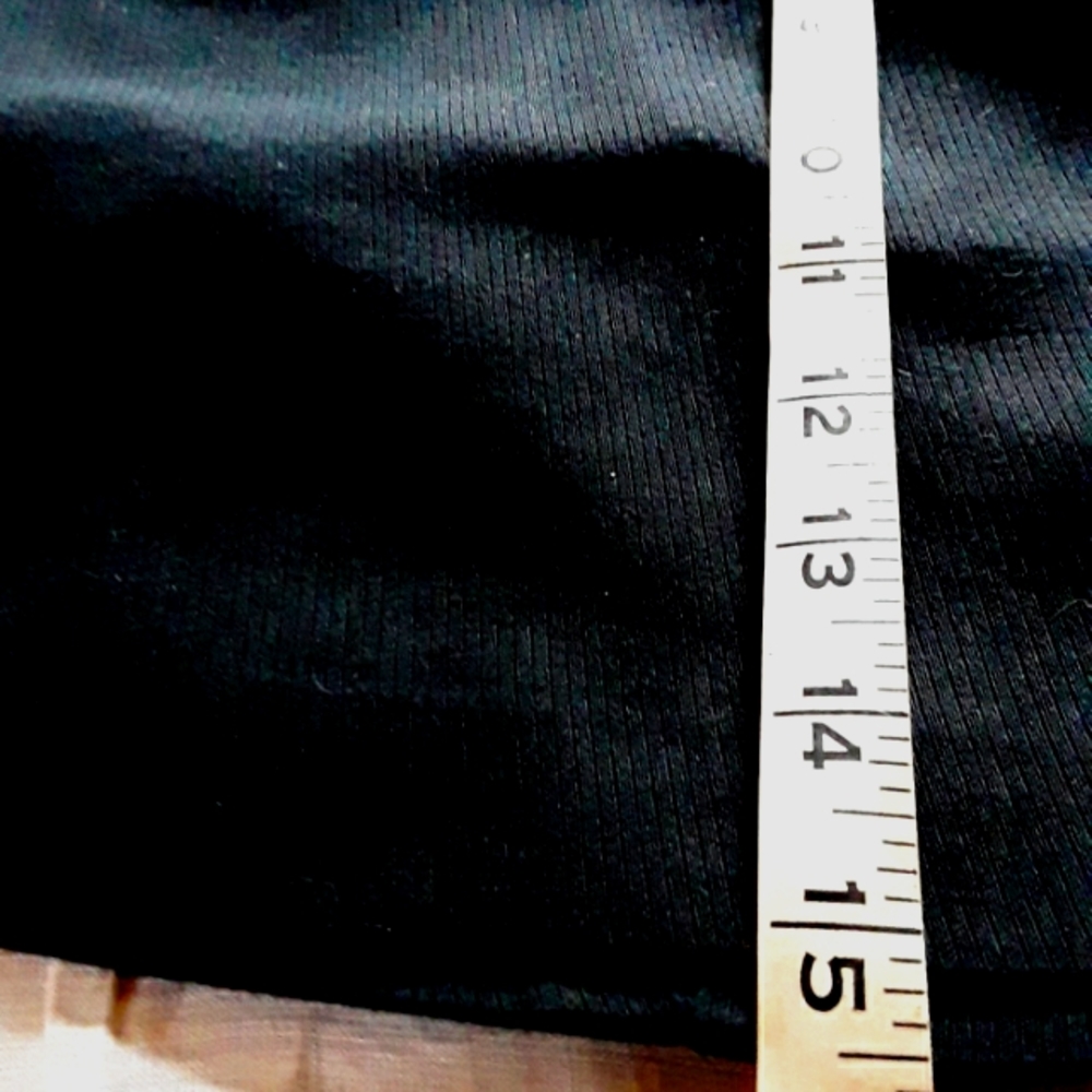HOLT RENFREW mini sz 6 - Picture 7 of 7